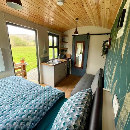 Stepping Stones Glamping Little Red Hotel Bantry Buitenkant foto
